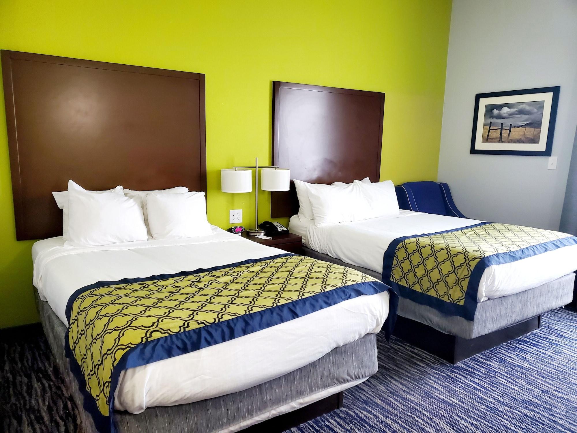 Hawthorn By Wyndham Hotel 3*